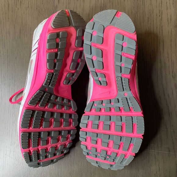 Nike Air Relentless 3 Pink Burgundy Womens Running Shoes | Size 8 - Picture 5 of 8